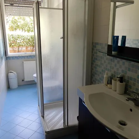 شقة Luni Mare - Con 2 Da Letto E Giardino